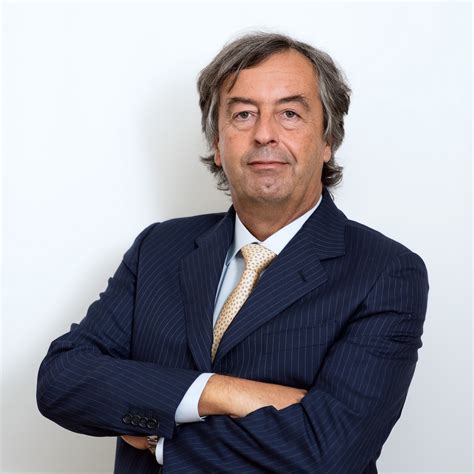 roberto burioni gucci|In The Spotlight: Roberto Burioni, a prominent Italian virologist .